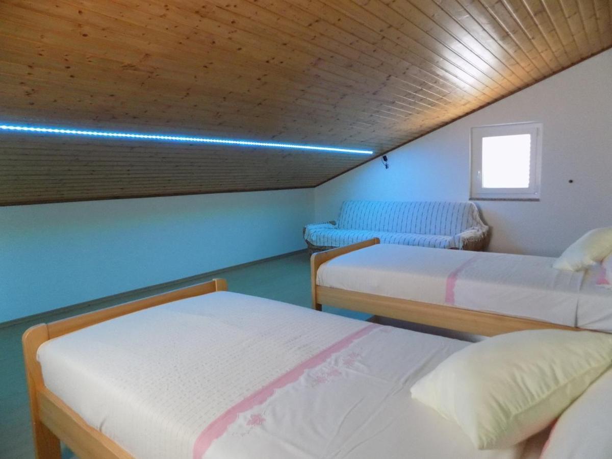 Margareta Appartement Sveti Ivan Dobrinjski Buitenkant foto