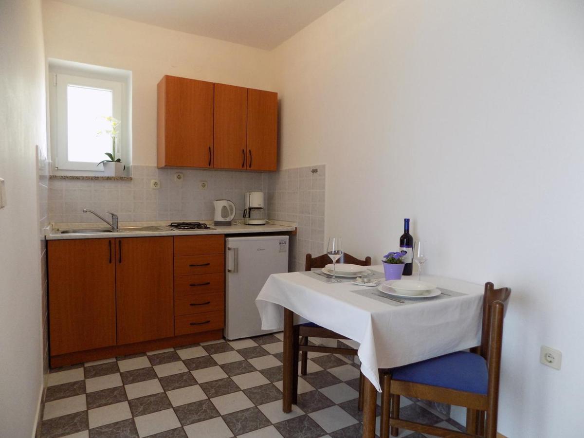 Margareta Appartement Sveti Ivan Dobrinjski Buitenkant foto