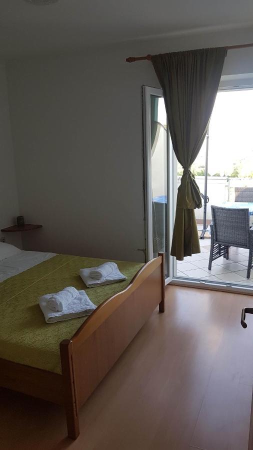 Margareta Appartement Sveti Ivan Dobrinjski Buitenkant foto