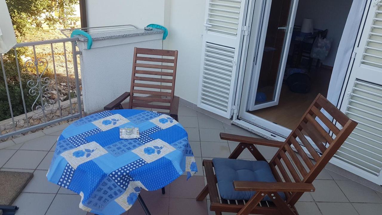 Margareta Appartement Sveti Ivan Dobrinjski Buitenkant foto
